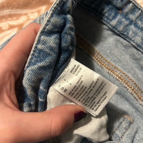 Jeans - Picture 3 of 4